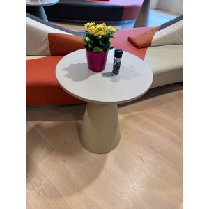Kantinetafel moooi (vt070)