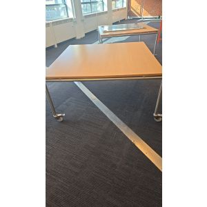 Welltrade verrijdbare vergadertafel (vt072)