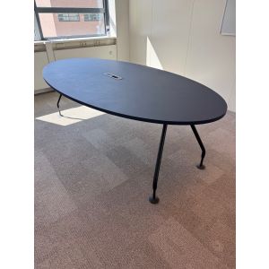 Vitra ovale vergadertafel donkerblauw (vt067)