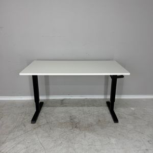 Welltrade Snelslinger Bureau (bu961)