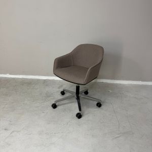 Vitra Softshell Chair (vs734)