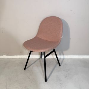 Markant vergaderstoel B&T design (vs1036)